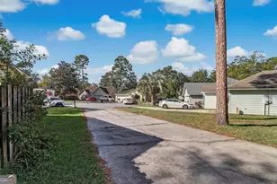 108 Clinton Ct, Saint Marys, GA 31558 - Photo 5
