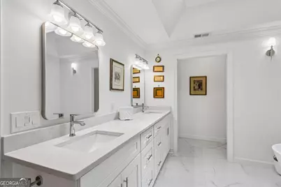 3685 Peachtree Road NE #16, Atlanta, GA 30319 - Photo 27