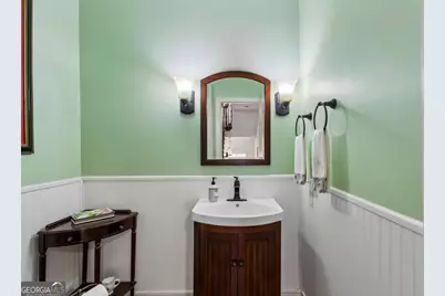 3685 Peachtree Road NE #16, Atlanta, GA 30319 - Photo 17