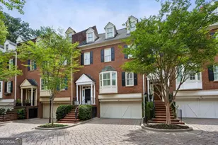 3685 Peachtree Rd NE, Atlanta, GA 30319 - Photo 3