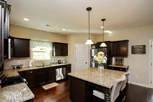 345 Cliffhaven Cir, Newnan, GA 30263 - Photo 5