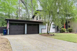 3629 Embry Circle Circle, Atlanta, GA 30341 - Photo 5