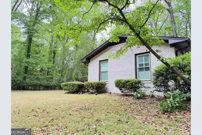 3629 Embry Circle Circle, Atlanta, GA 30341 - Photo 7