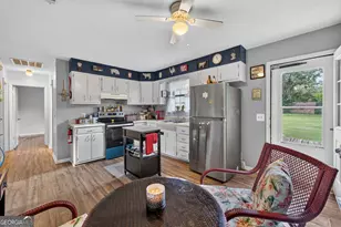 137 Timber Ln, Waycross, GA 31503 - Photo 5