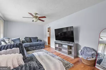 88 Ravenwood Way, Warner Robins, GA 31093 - Photo 3