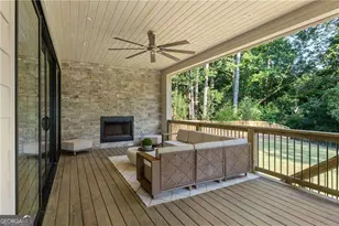 680 Carriage Dr, Sandy Springs, GA 30328 - Photo 21