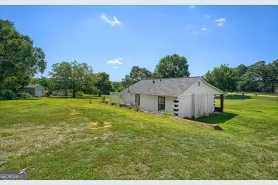 5765 Crow Drive, Cumming, GA 30041 - Photo 17