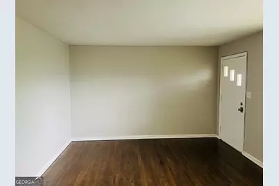 217 W Central Avenue #B, Griffin, GA 30223 - Photo 5