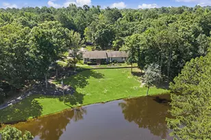 121 Peacock Rd, Barnesville, GA 30204 - Photo 13