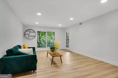 6851 Roswell Road #Q16, Atlanta, GA 30328 - Photo 5