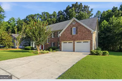 2416 Westport Circle SW, Marietta, GA 30064 - Photo 3