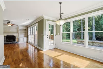 2416 Westport Circle SW, Marietta, GA 30064 - Photo 13