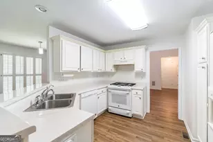 519 Ferncliff Terrace, Macon, GA 31204 - Photo 13