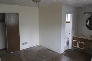 1002 NW Tahoe Trail NW, Lilburn, GA 30047 - Photo 11