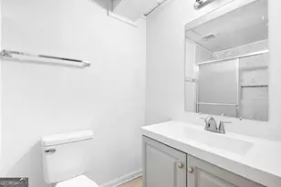 4049 Green Oak Dr, Atlanta, GA 30340 - Photo 13