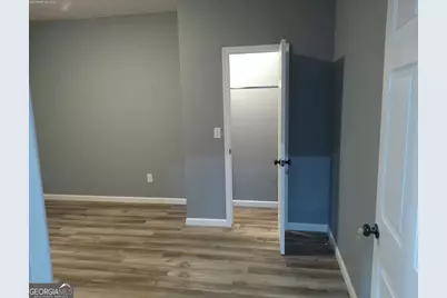 1471 Cliff View Terrace #B, Conyers, GA 30012 - Photo 5