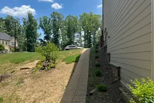 1471 Cliffview Ter, Conyers, GA 30012 - Photo 11
