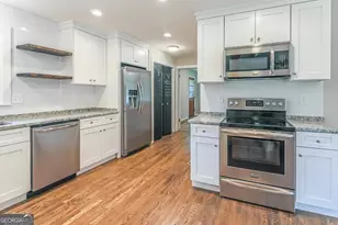 99 Woodvalley Dr, Fayetteville, GA 30215 - Photo 13