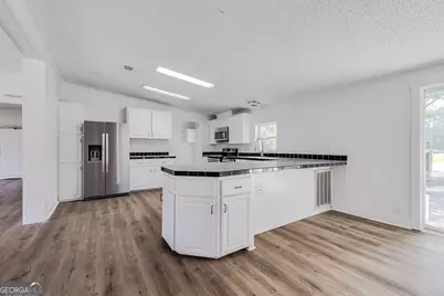 318 Samuel Smalls Sr Avenue, Guyton, GA 31312 - Photo 13