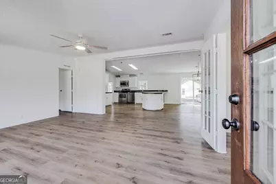 318 Samuel Smalls Sr Avenue, Guyton, GA 31312 - Photo 5