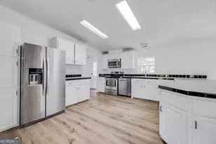 318 Samuel Smalls Sr Ave, Guyton, GA 31312 - Photo 9