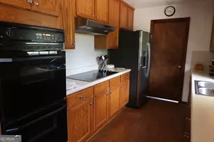 1352 Fairview Rd, Stockbridge, GA 30281 - Photo 5