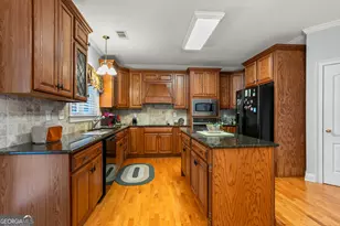 1431 Great Shoals Dr, Lawrenceville, GA 30045 - Photo 15