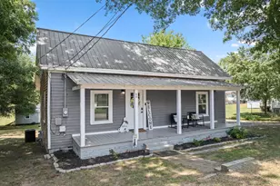 48 Chestnut St, Commerce, GA 30529 - Photo 3
