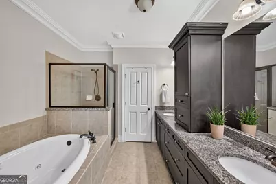 1738 Breyerton Drive NE, Atlanta, GA 30329 - Photo 13