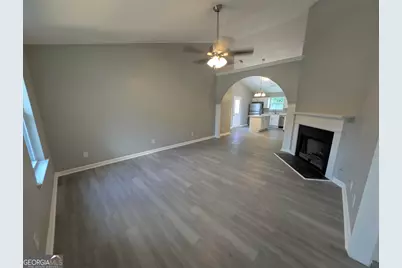 152 Crystal Brook, Griffin, GA 30223 - Photo 3
