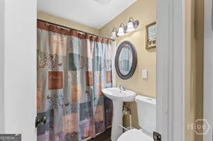 52 S Parkwood Dr, Savannah, GA 31404 - Photo 11