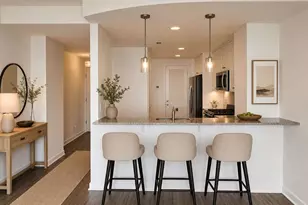 3338 Peachtree Rd NE, Atlanta, GA 30326 - Photo 3