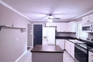 317 Hilltop Circle Extension SW, Mableton, GA 30126 - Photo 9