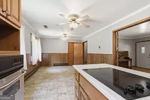 3610 Rock Creek Rd, Toccoa, GA 30577 - Photo 11