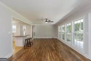 403 Oakland Dr, La Fayette, GA 30728 - Photo 7