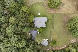 2653 Ben T Huiet Hwy, Clarkesville, GA 30523 - Photo 5