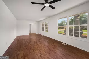 608 Meadowridge Dr, Warner Robins, GA 31093 - Photo 5