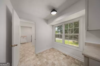 608 Meadowridge Drive, Warner Robins, GA 31093 - Photo 9