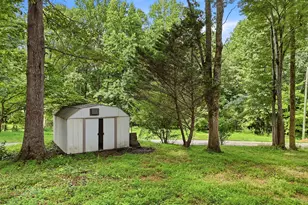 370 Thompson Ln, Jasper, GA 30143 - Photo 9