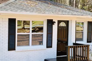 2535 Susan Ln, Atlanta, GA 30331 - Photo 3