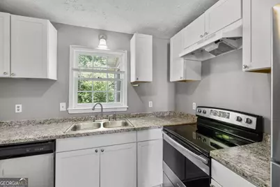 410 Charter Court, Lawrenceville, GA 30046 - Photo 9
