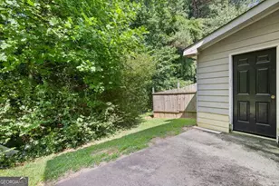 410 Charter Ct, Lawrenceville, GA 30046 - Photo 27