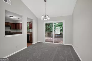 2045 Marbut Forest Dr, Lithonia, GA 30058 - Photo 15