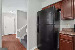 2045 Marbut Forest Dr, Lithonia, GA 30058 - Photo 21