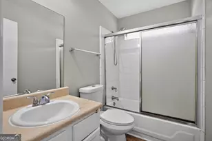 2045 Marbut Forest Dr, Lithonia, GA 30058 - Photo 33
