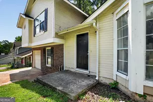 2045 Marbut Forest Dr, Lithonia, GA 30058 - Photo 13