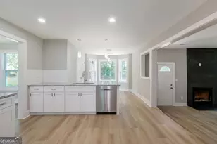 759 Mountain Ridge Way S, Lithonia, GA 30058 - Photo 21