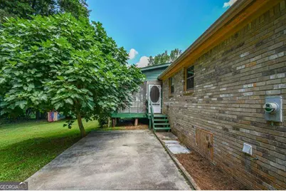1397 Ridgewood Drive SW, Lilburn, GA 30047 - Photo 29