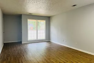 104 Peactree Ct, Lagrange, GA 30241 - Photo 3