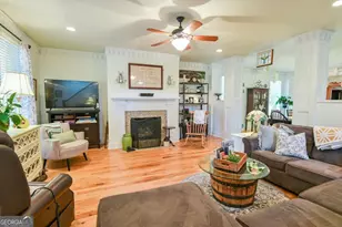 1060 Cobblestone Dr, Bogart, GA 30622 - Photo 11